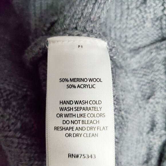 Tahari Cable Knit Sweater Gray Size Medium - Picture 6 of 7